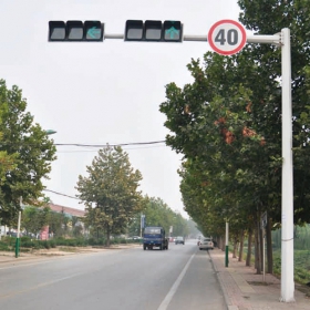 青岛市交通信号灯厂家_道路信号灯施工_红绿灯厂家_价格